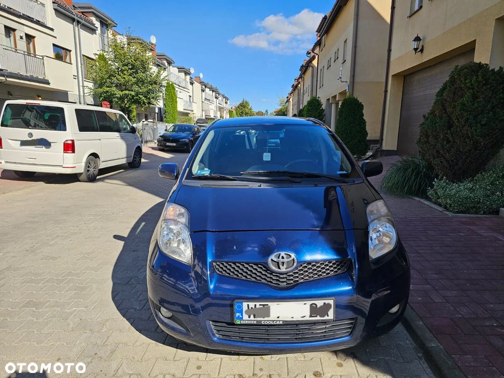 Toyota Yaris - 8