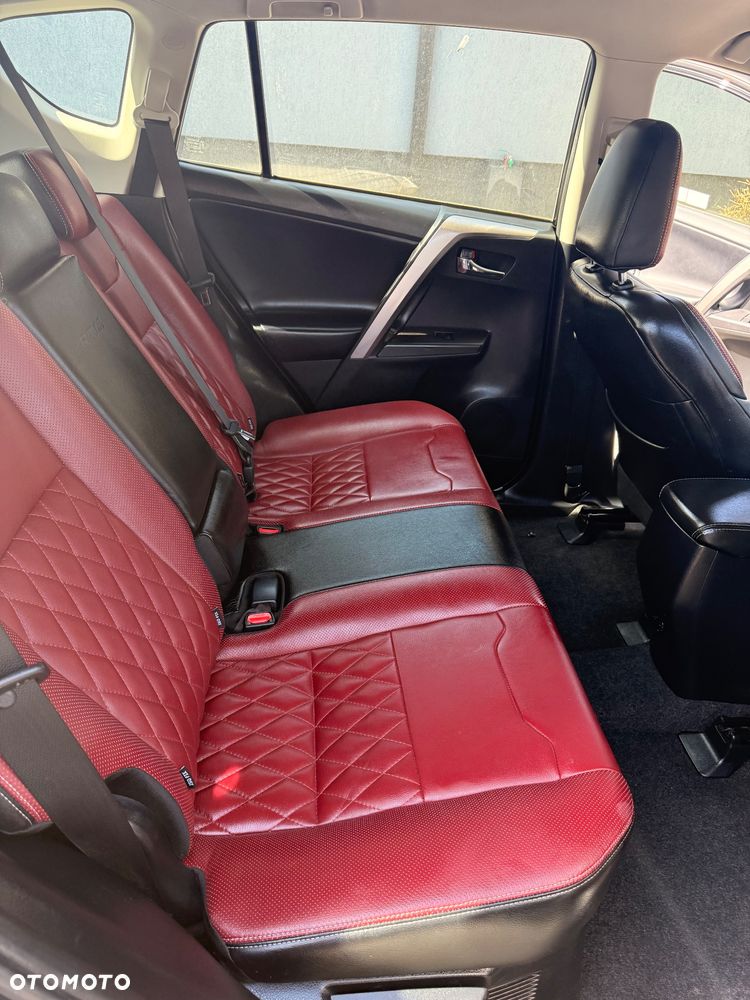 Toyota RAV4 - 13