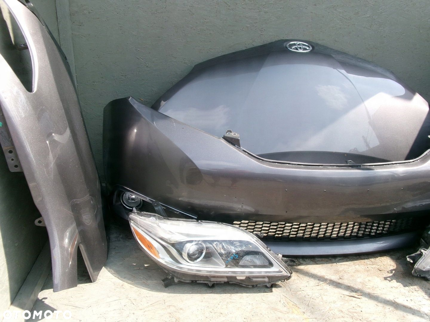 Toyota Sienna 3,5 VVTi Przód Blacharski - 4