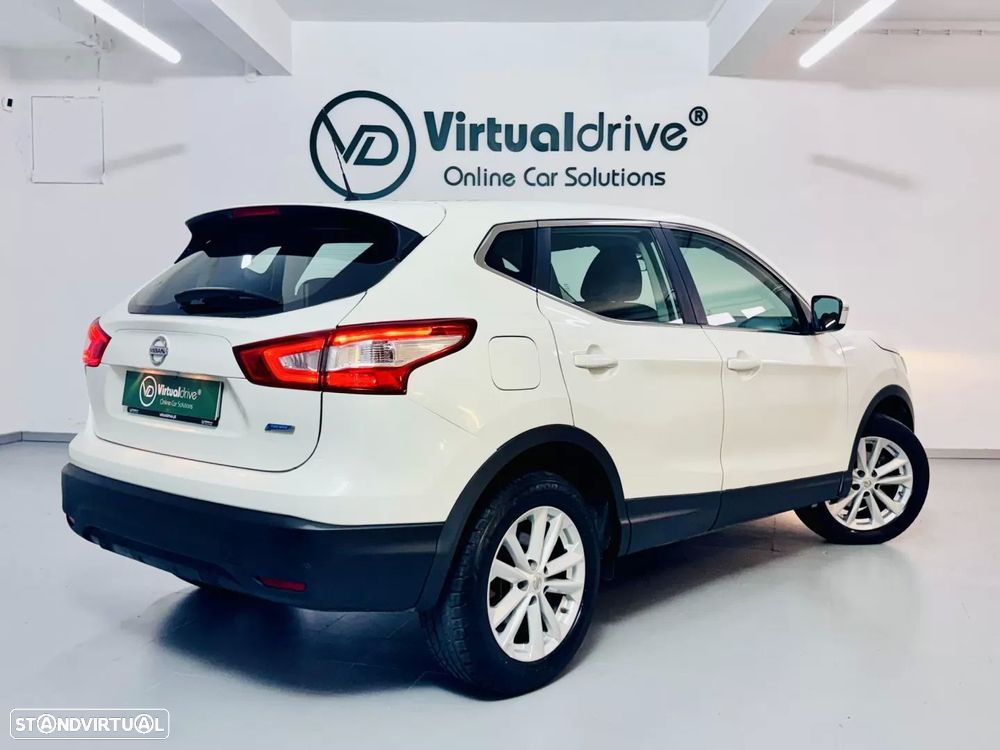 Nissan Qashqai 1.5 dCi Acenta Connect - 6