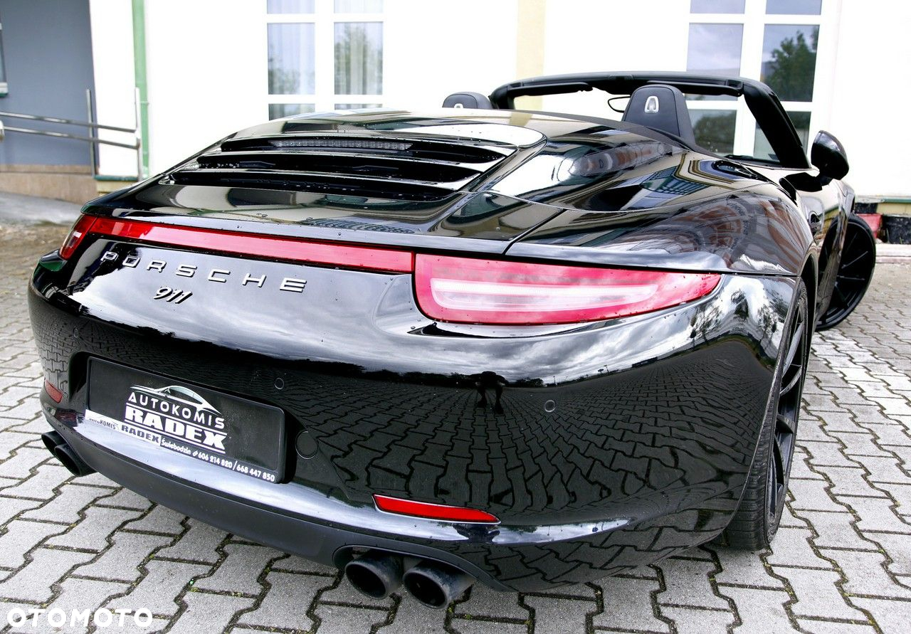 Porsche 911 - 22