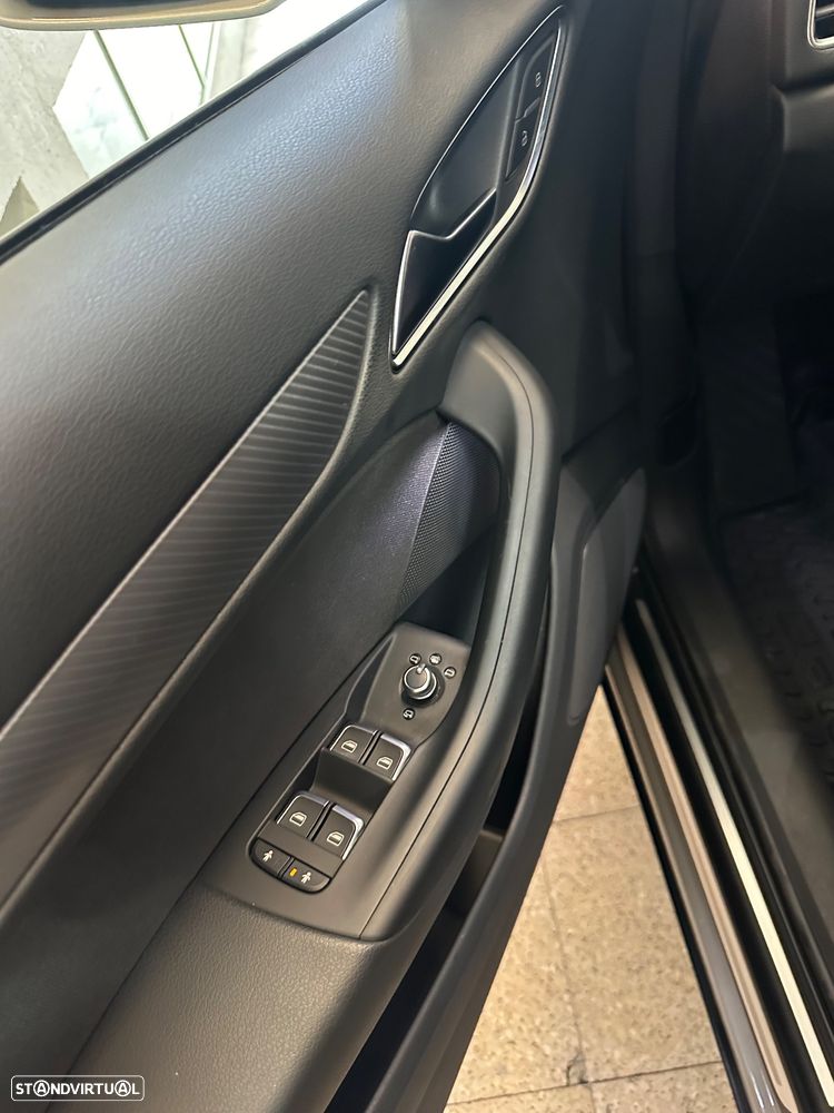 Audi Q3 2.0 TDI Design - 12