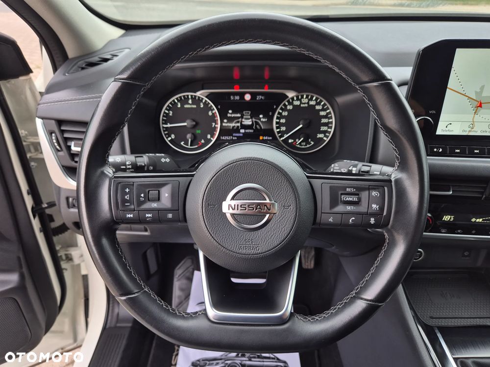 Nissan Qashqai 1.3 DIG-T Tekna - 26