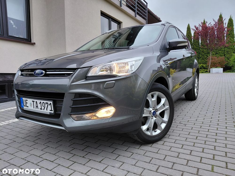 Ford Kuga 1.6 EcoBoost 2x4 Titanium - 12
