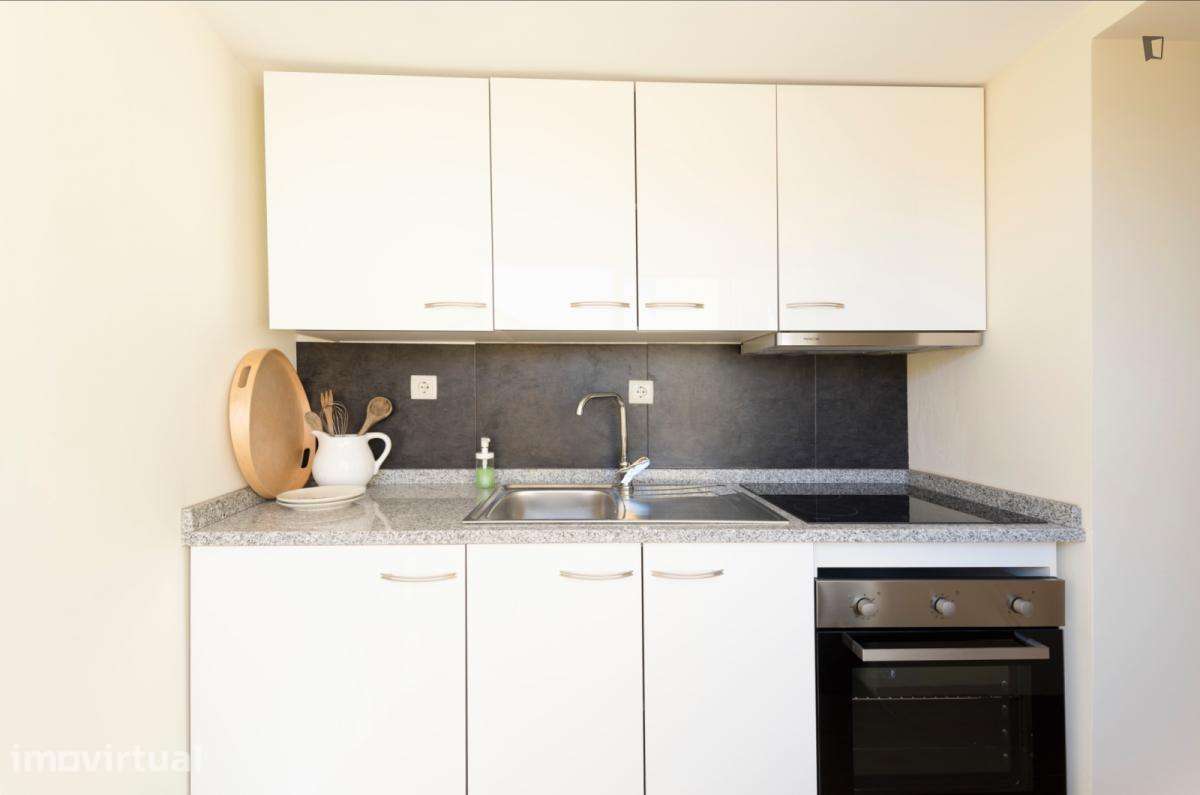 Apartamento com 2 quartos - localizado em Lordelo do Ouro Porto - Grande imagem: 5/13