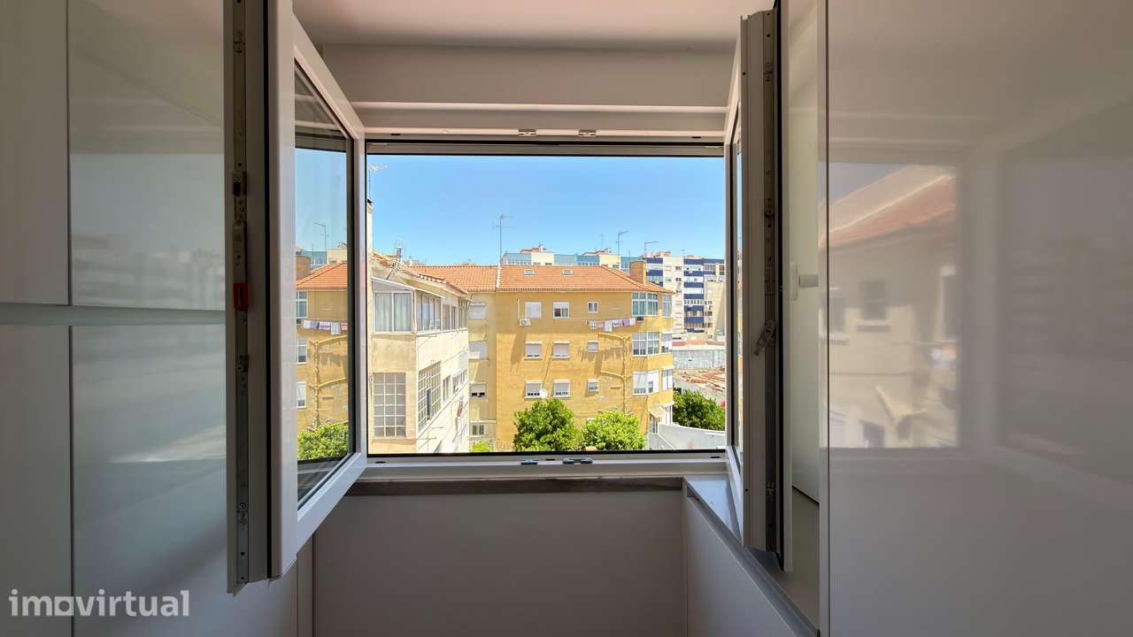 Apartamento T2+1 Duplex Totalmente Remodelado | Cova da Piedade | Alma - Grande imagem: 4/22