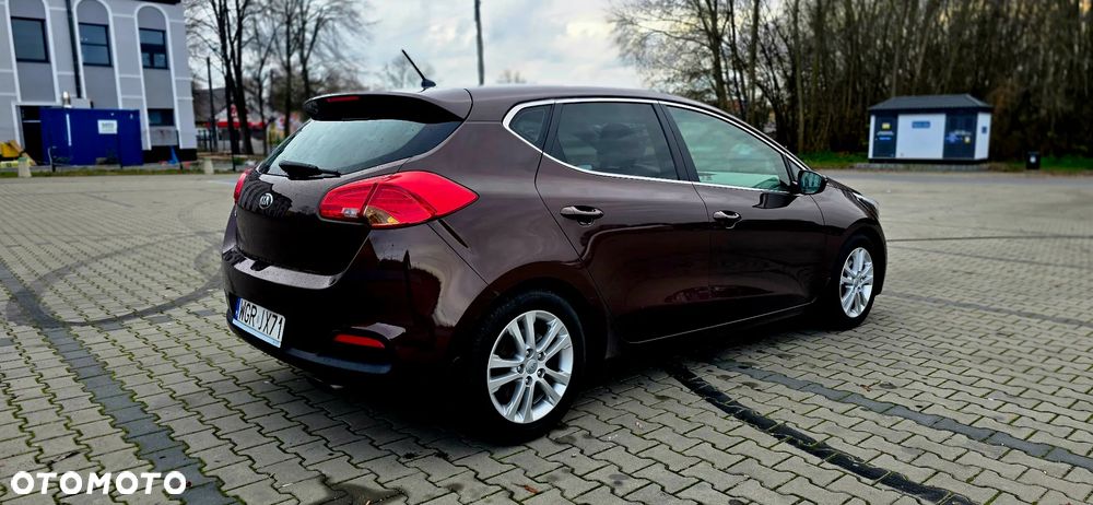 Kia Ceed 1.6 GDI L - 11