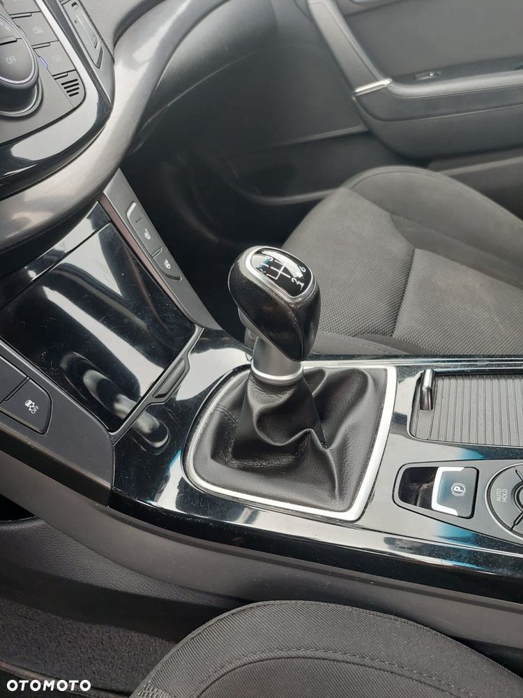 Hyundai i40 i40cw 1.7 CRDi Fifa World Cup Edition - 1