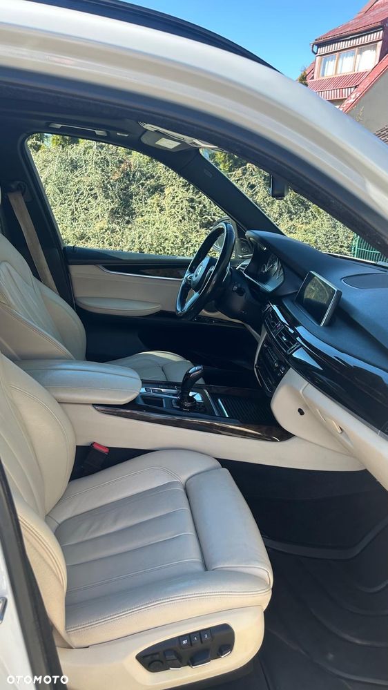 BMW X5 xDrive35i - 17