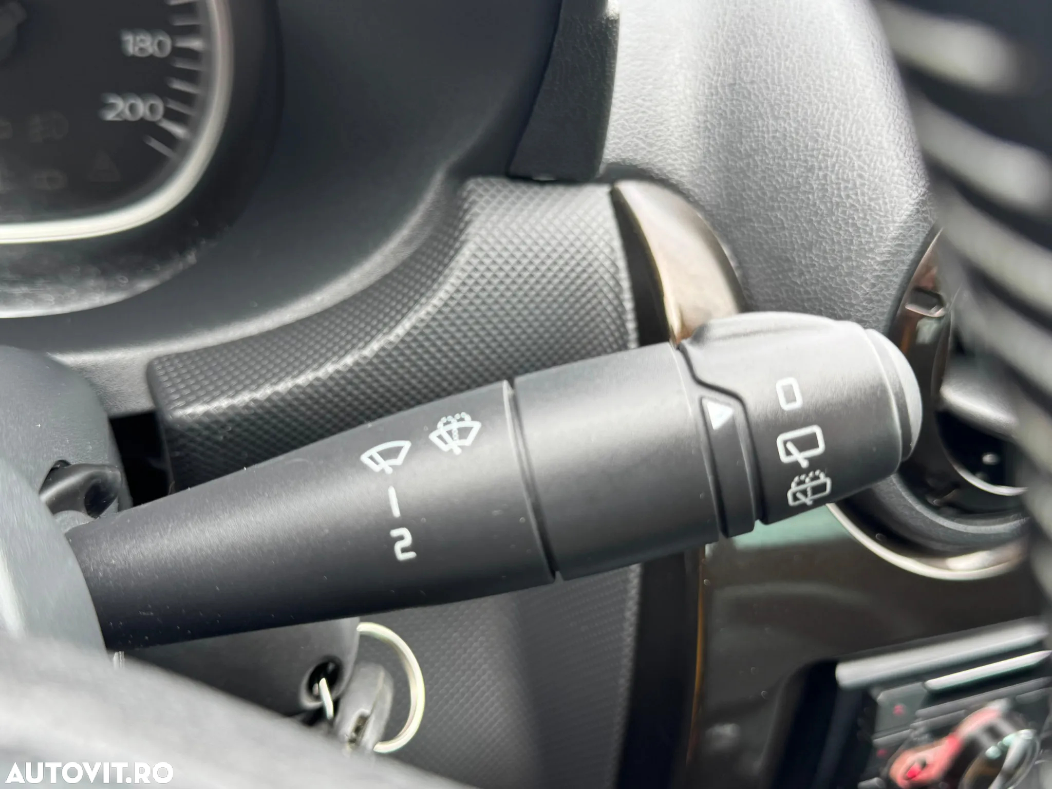 Dacia Duster 1.5 dCi 4x2 Prestige - 13