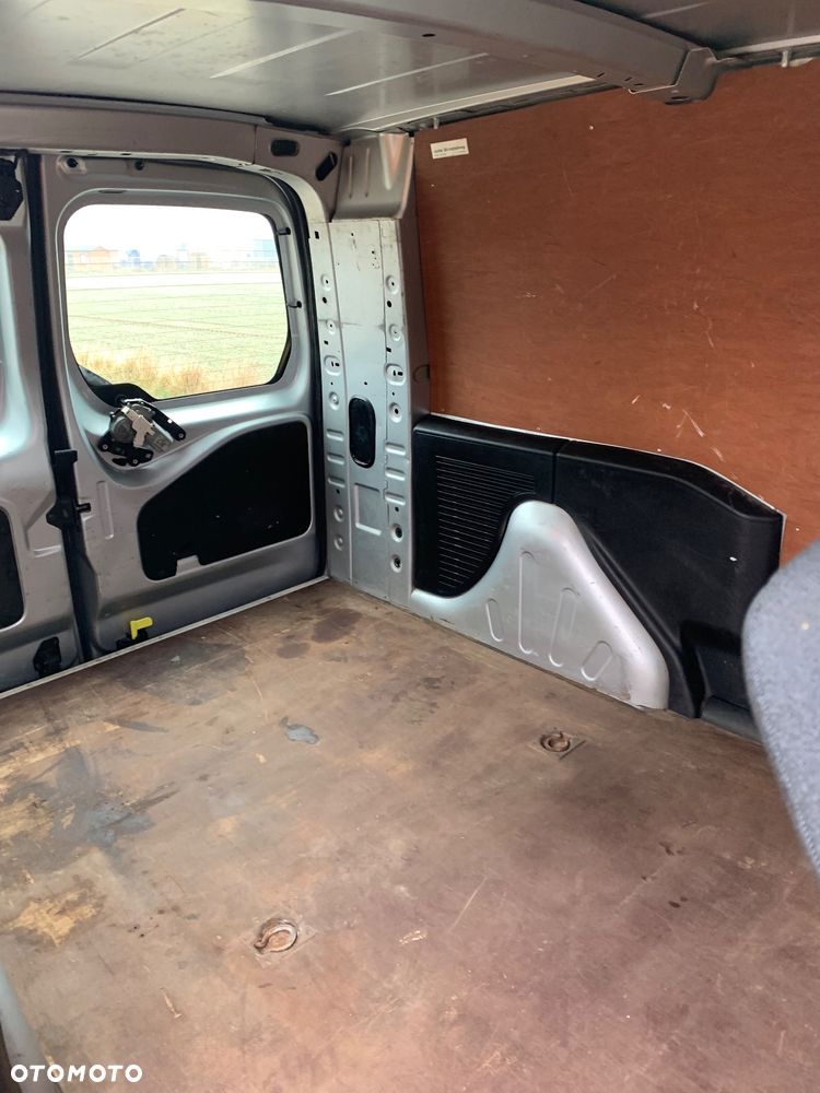 Peugeot Partner - 10