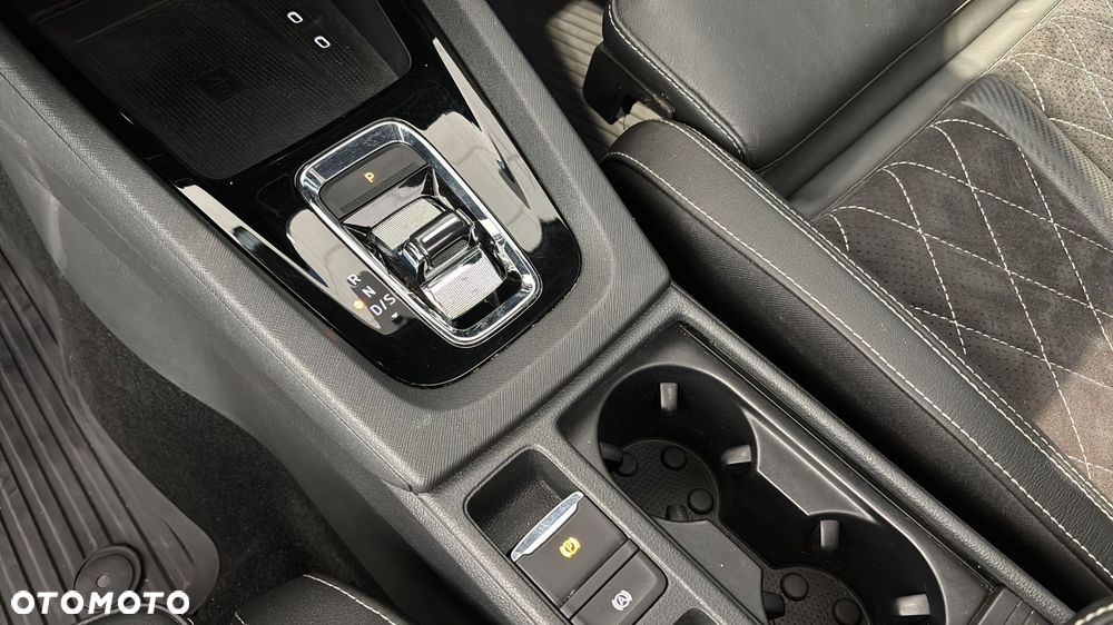 Skoda Octavia 2.0 TSI RS DSG - 16