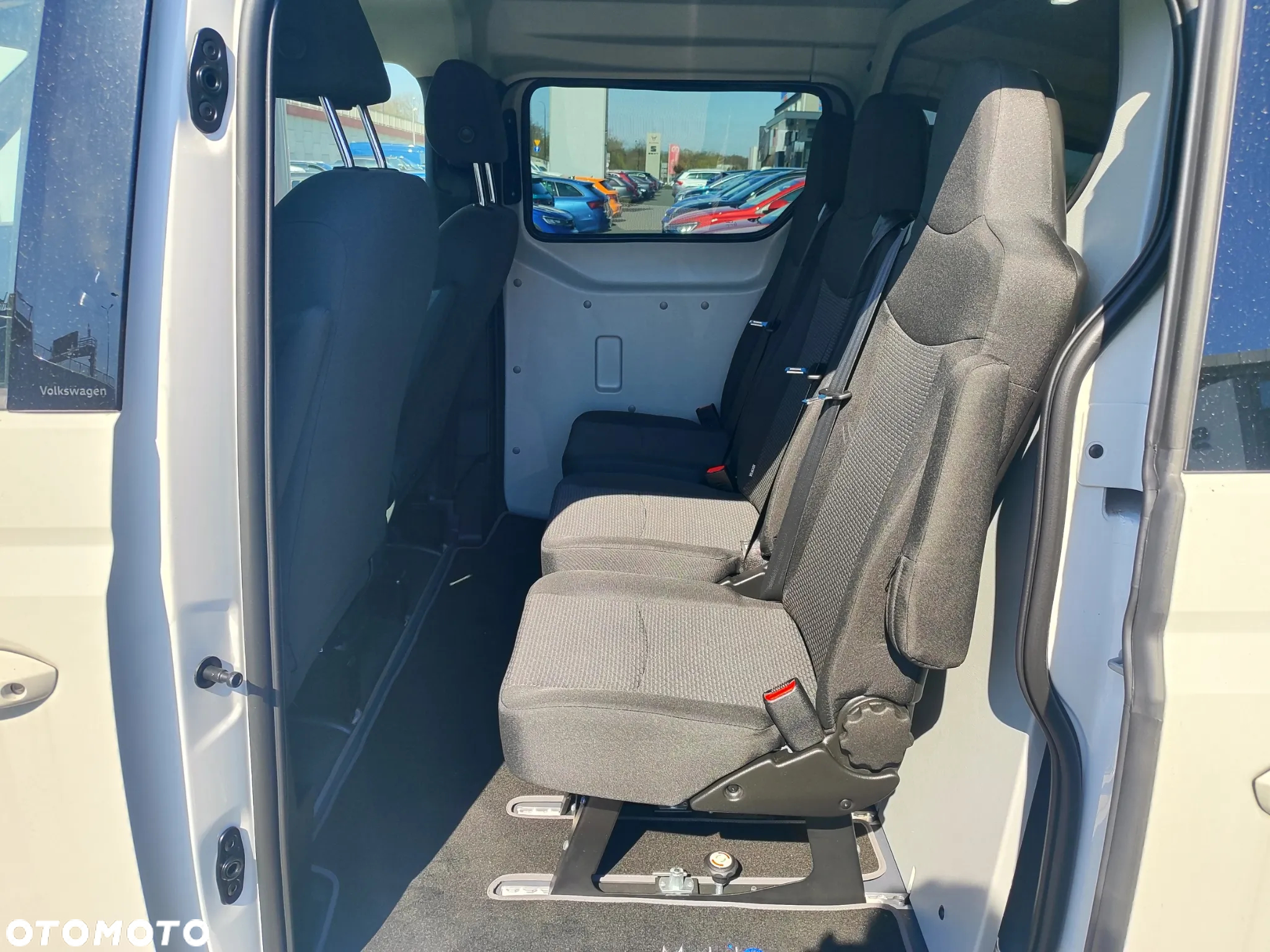Volkswagen ID.BUZZ Cargo - 11
