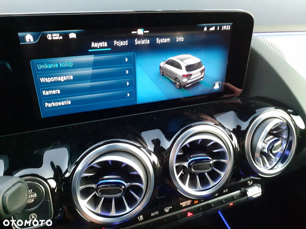 Mercedes-Benz Klasa B 200 d AMG Line 8G-DCT - 28