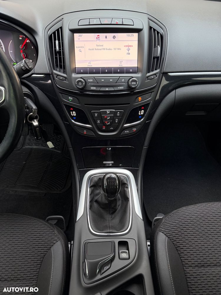 Opel Insignia - 20