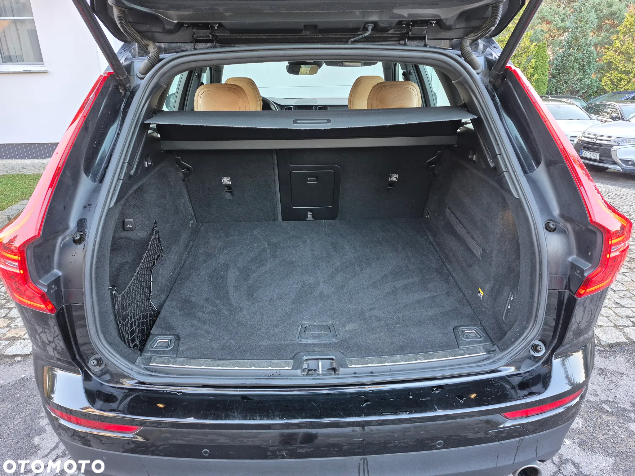 Volvo XC 60 D4 Momentum - 38