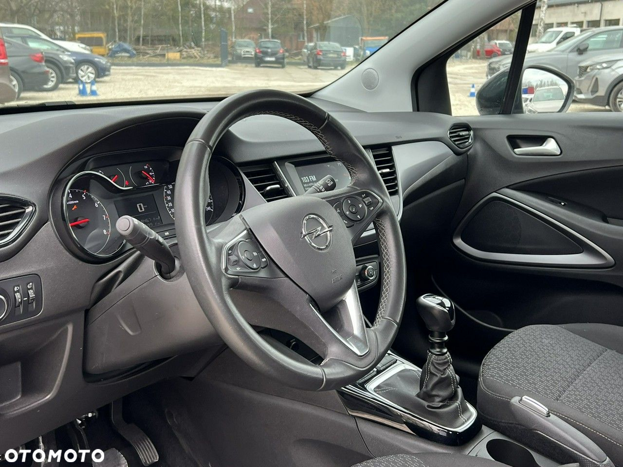 Opel Crossland X - 9