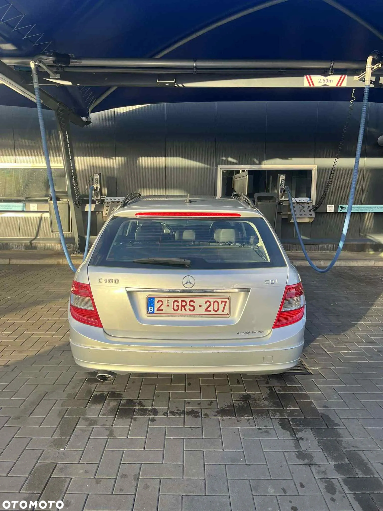 Mercedes-Benz Klasa C 180 T CDI DPF (BlueEFFICIENCY) Avantgarde - 5
