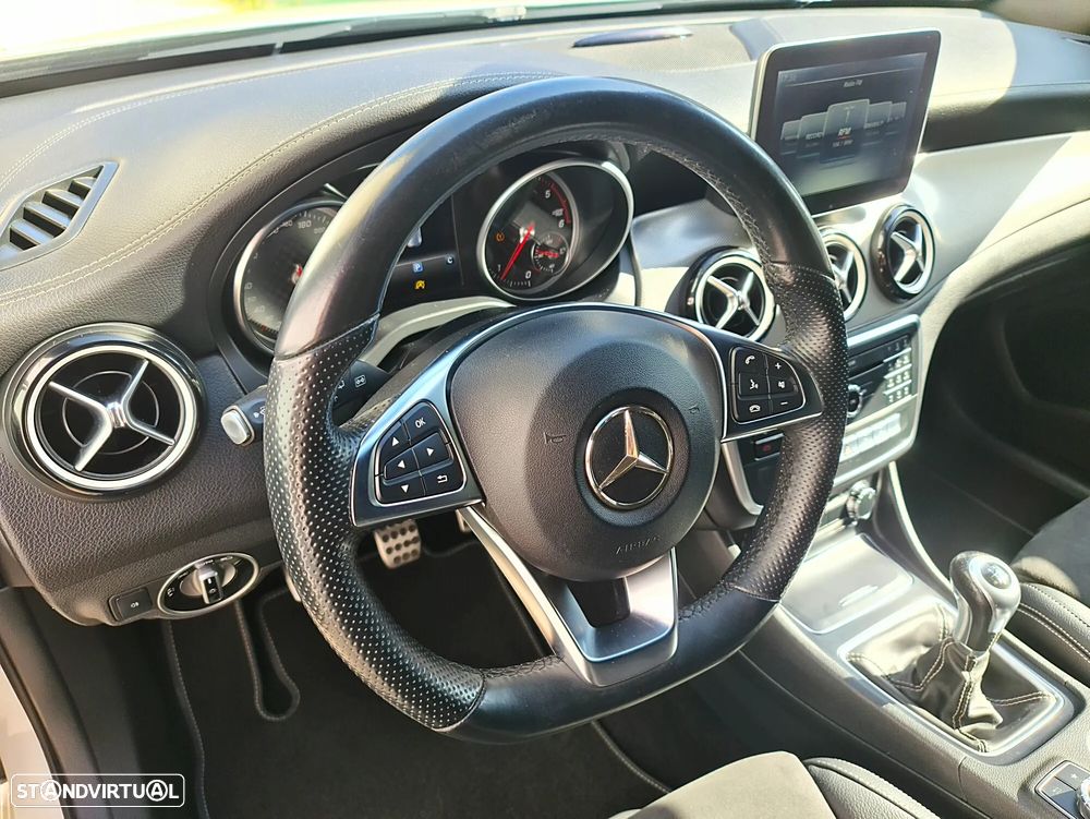 Mercedes-Benz A 180 CDI BE Edition AMG Line - 9