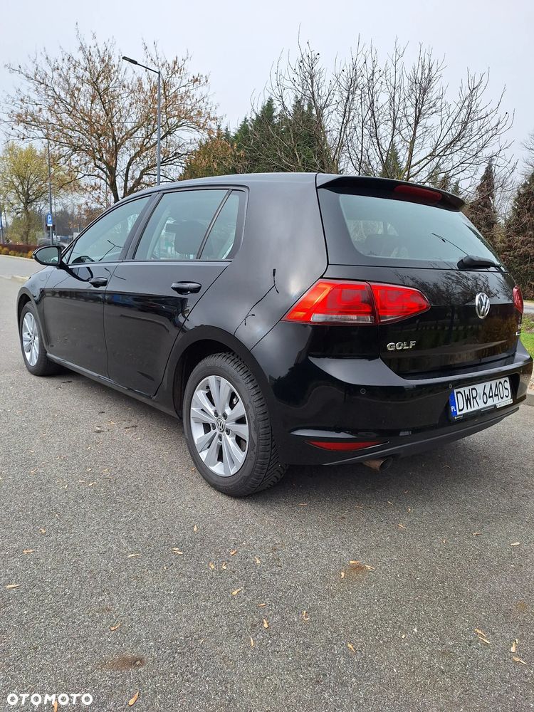 Volkswagen Golf - 4