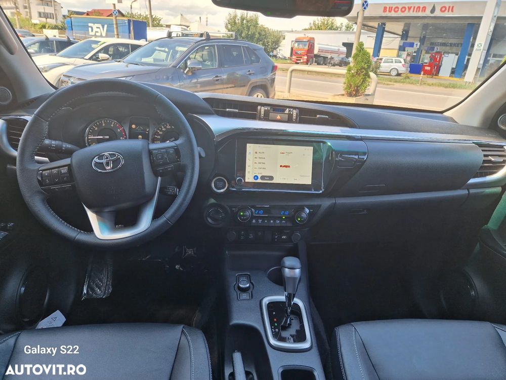 Toyota Hilux 2.8D 204CP 4x4 Double Cab AT Executive Color Edition - 10