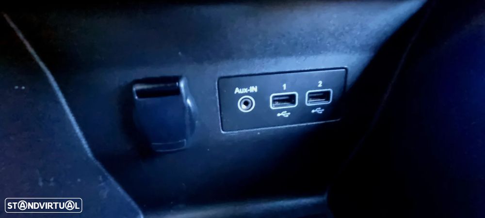 Renault Clio TCe 100 INTENS - 18
