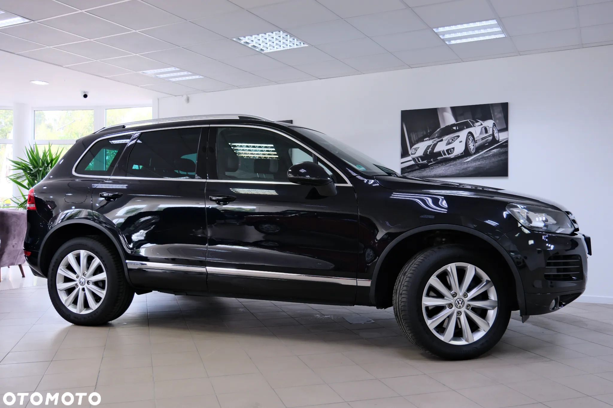 Volkswagen Touareg 3.0 Hybrid Automatik - 4