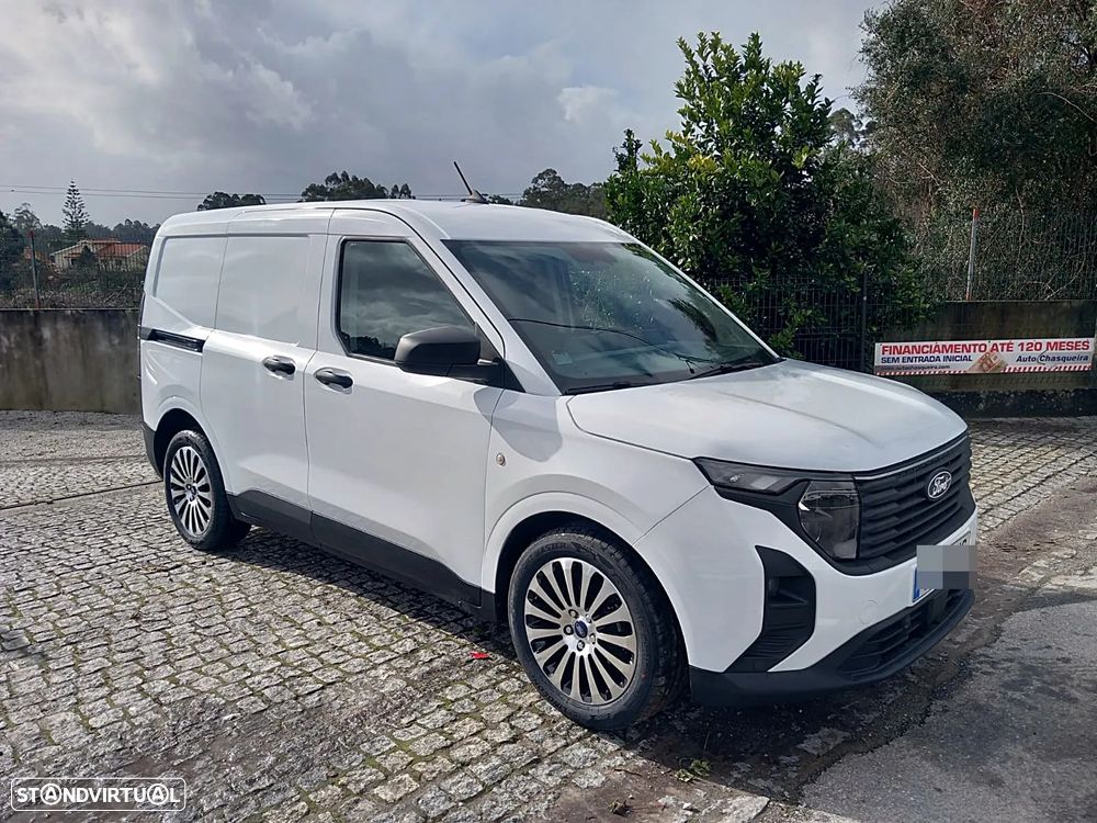 Ford Transit Courier - 2