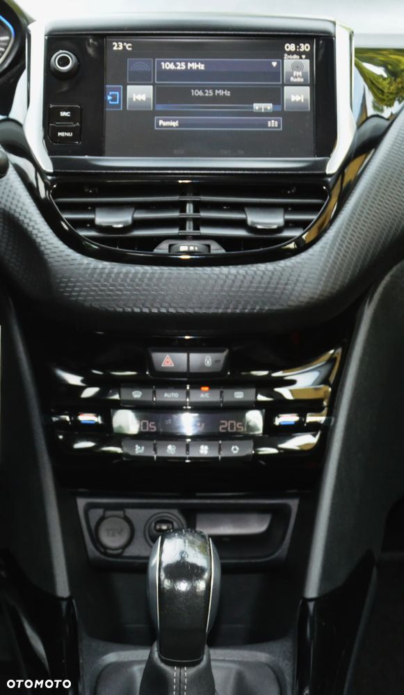 Peugeot 2008 - 26