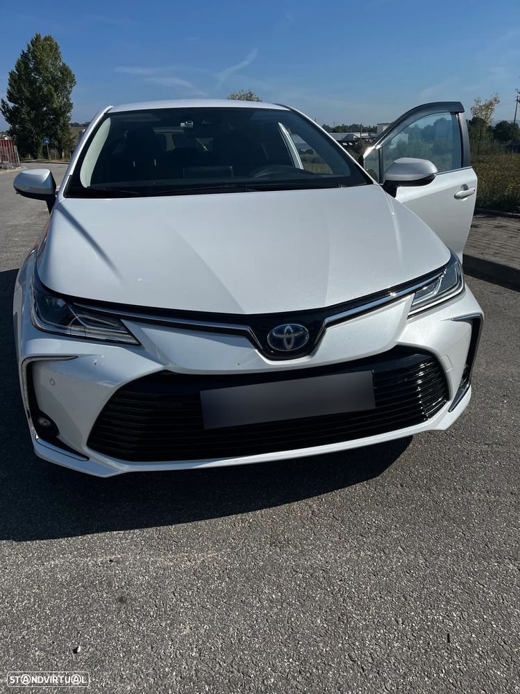 Toyota Corolla SD 1.8 Hybrid Luxury - 2