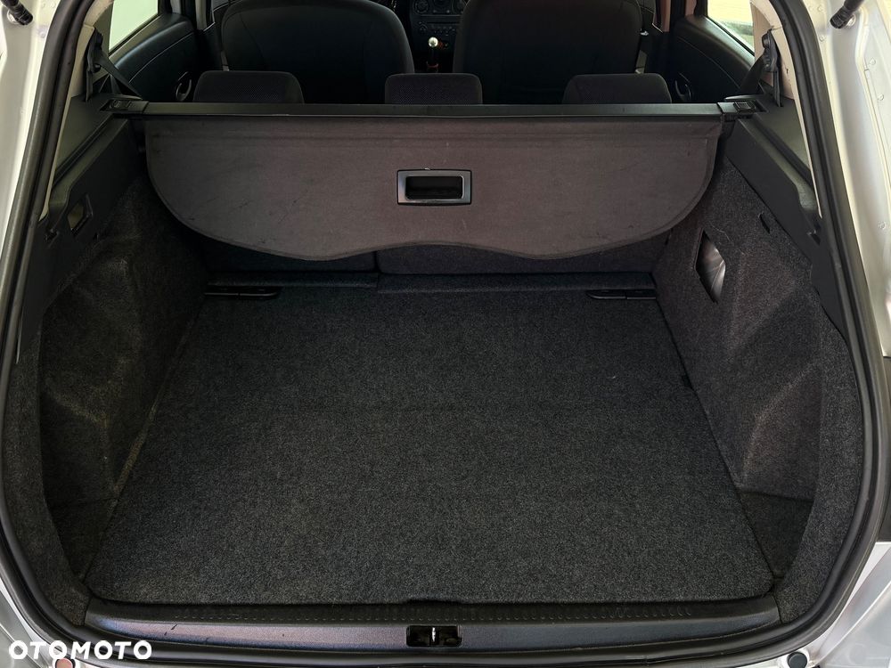 Renault Clio - 7