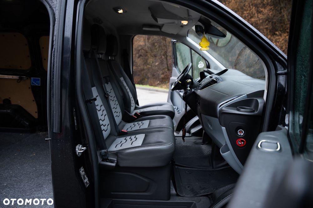Ford Transit Custom - 8