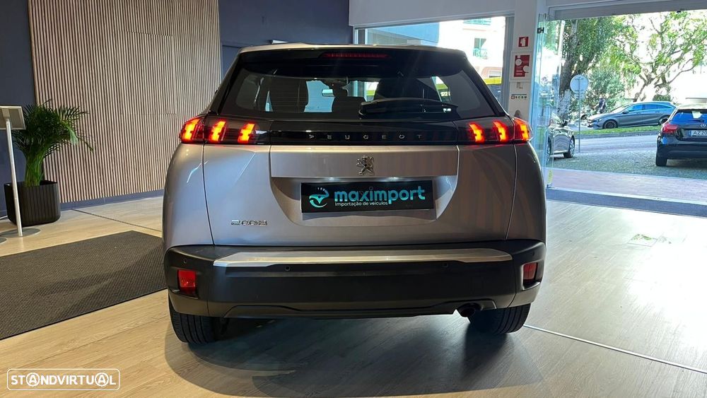 Peugeot 2008 1.2 PureTech Active Pack - 6