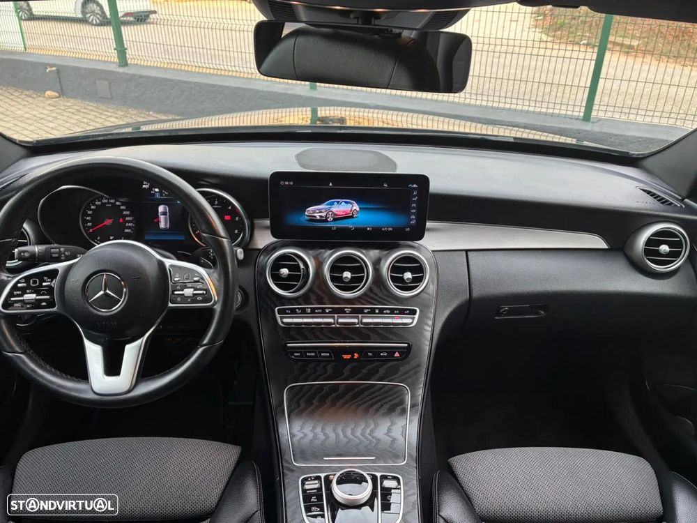 Mercedes-Benz C 300 - 32
