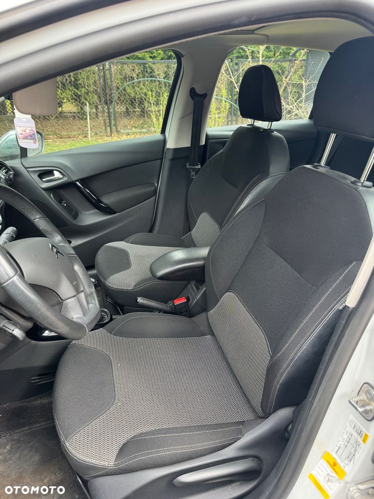 Citroën C3 1.2 PureTech Selection - 10