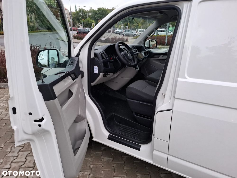 Volkswagen Transporter T6 2017 2.0TDI 150KM LONG KLIMA ALUFELGI - 16