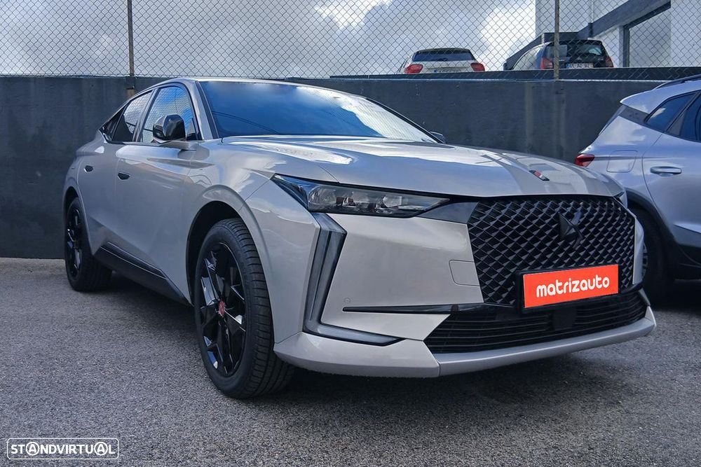 DS DS4 1.2 PureTech Performance Line EAT8 - 1