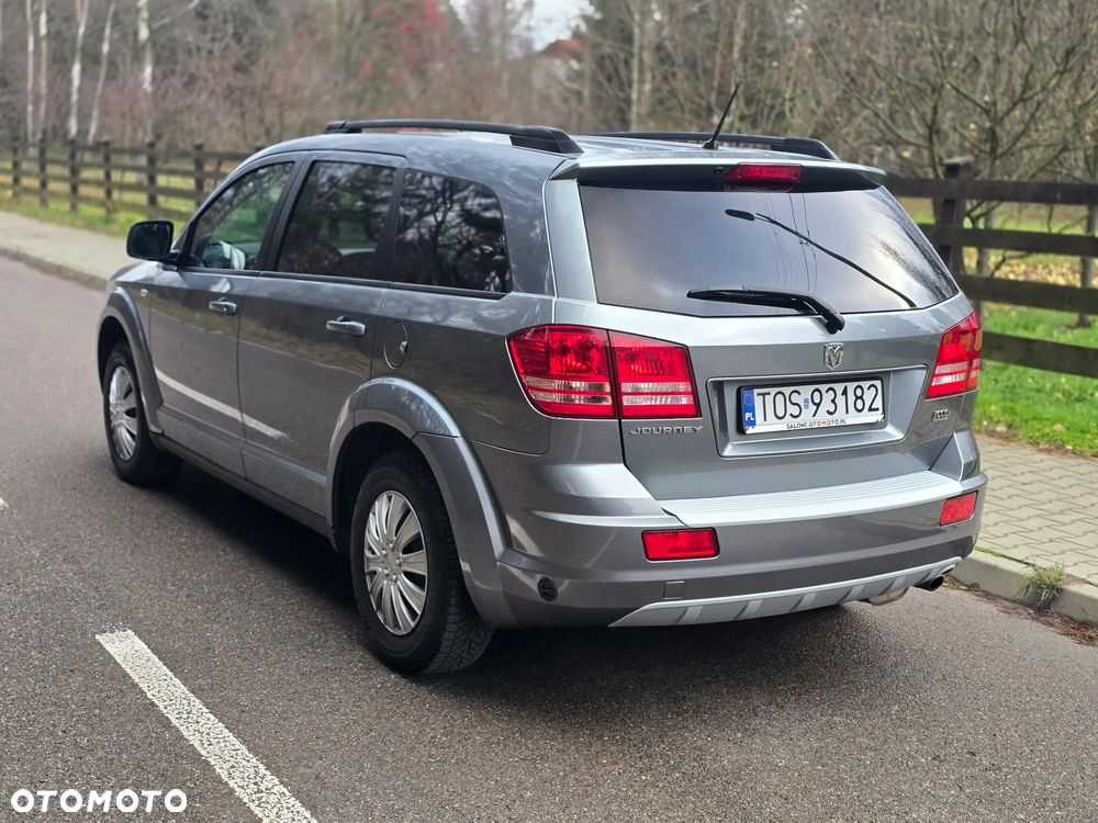 Dodge Journey 2.4 SE - 16