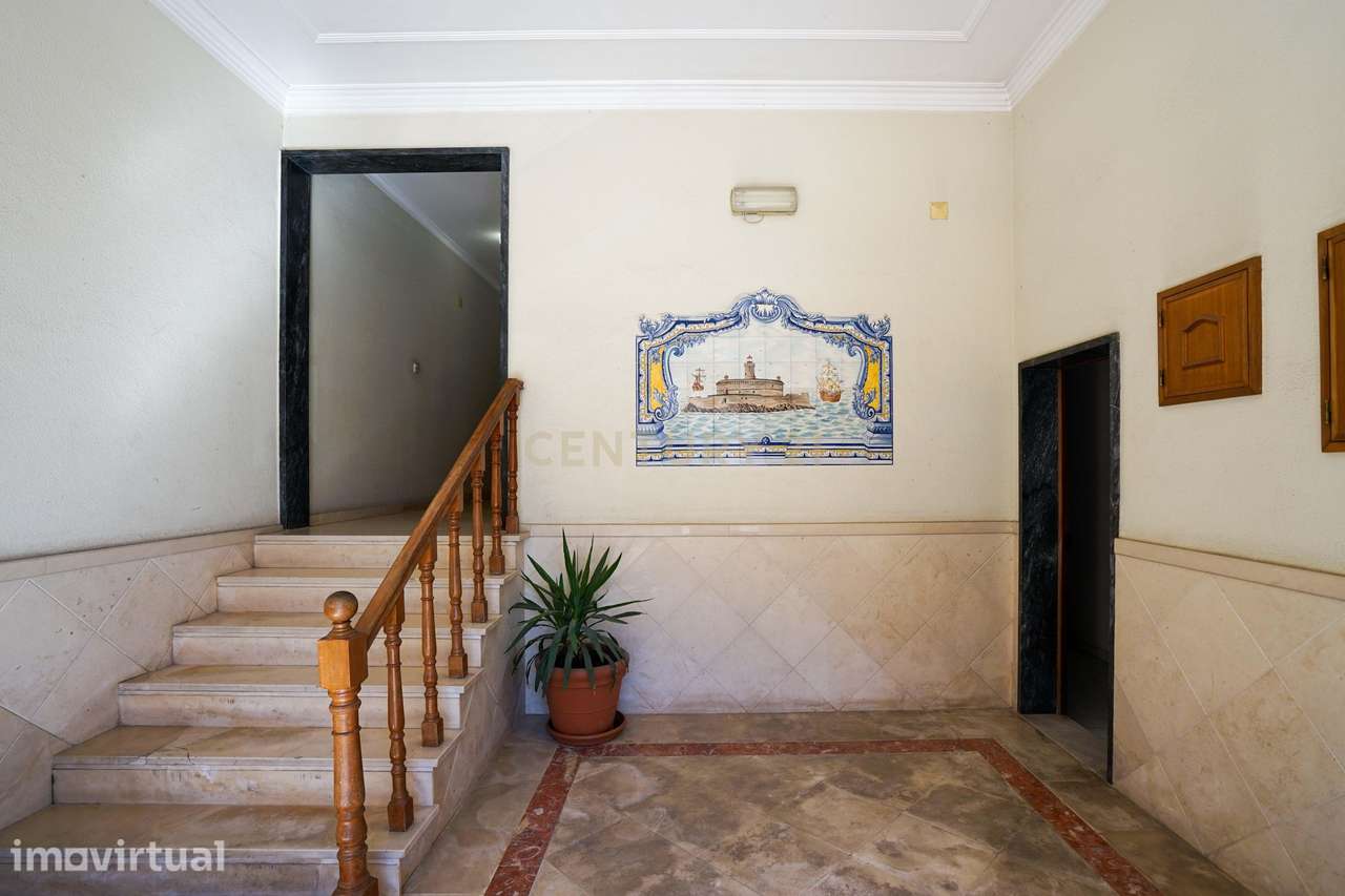 Arrenda-se excelente Duplex T4 em Caxias - Grande imagem: 4/46