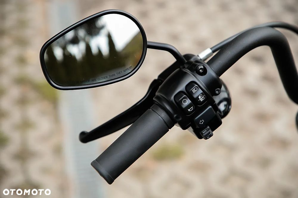 Harley-Davidson Softail Street Bob - 9