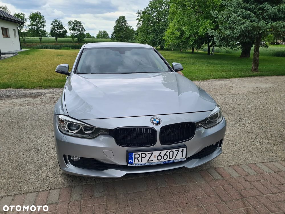 BMW Seria 3 - 10