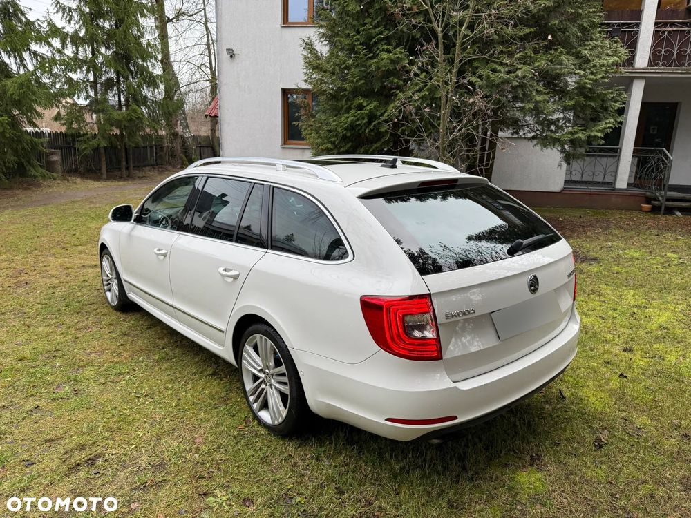Skoda Superb 2.0 TSI L&K DSG - 9