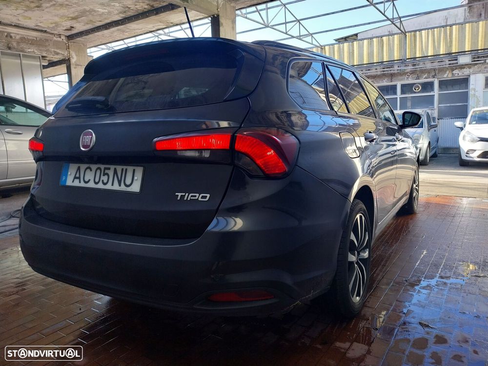 Fiat Tipo Station Wagon 1.3 M-Jet Lounge - 10