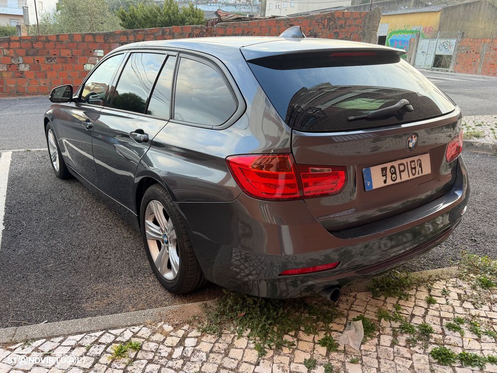 BMW 320 d Line Sport - 3