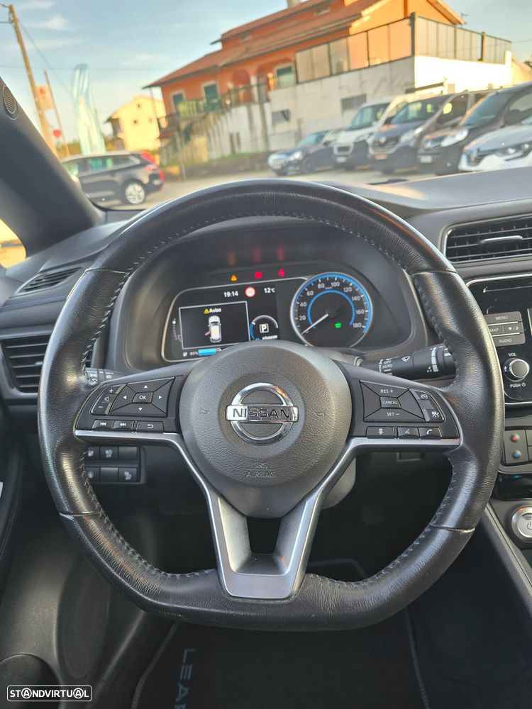 Nissan Leaf Tekna Stock Shift - 18