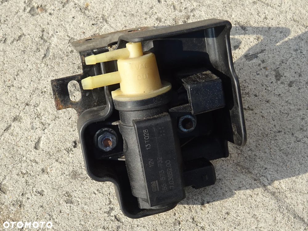 ELEKTROZAWÓR STERUJĄCY TURBINY 2,0 CDTI 1,7 OPEL INSIGNIA A ASTRA J MERIVA ZAFIRA C - 3