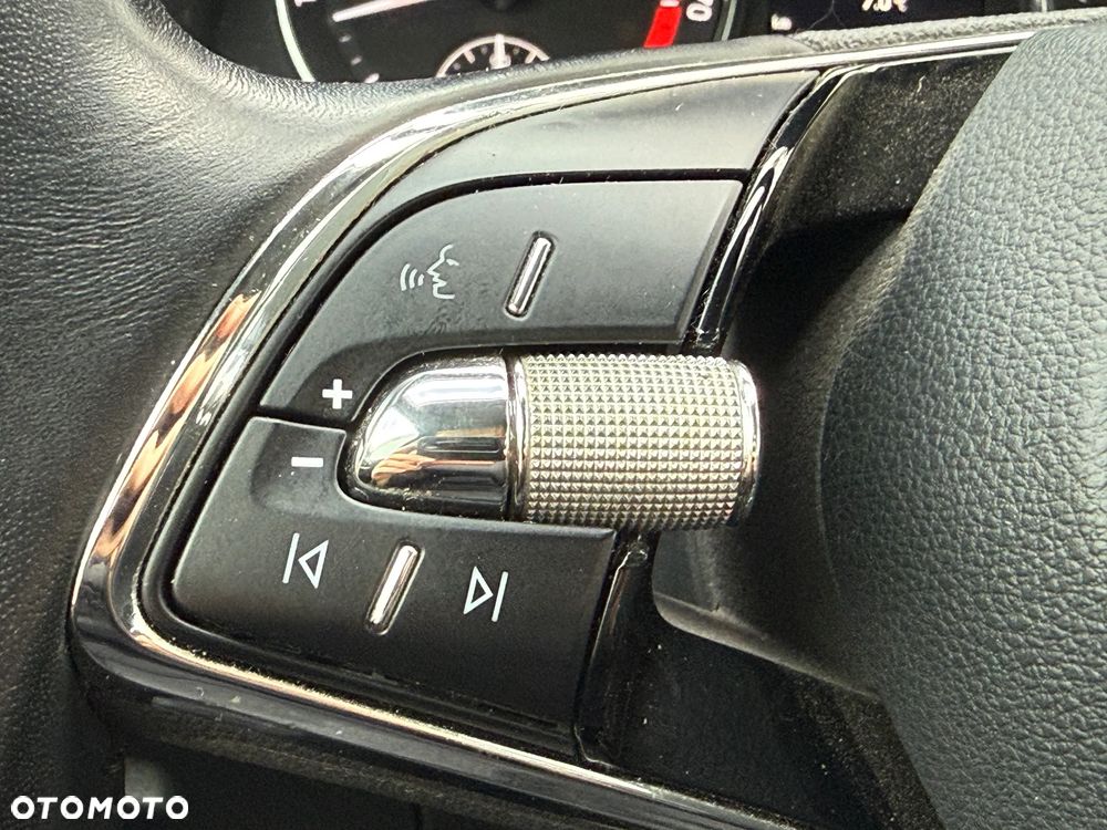 Skoda Octavia 1.5 TSI Ambition - 14