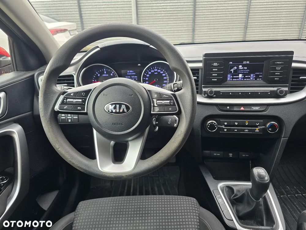 Kia Ceed 1.6 CRDi SCR S - 17
