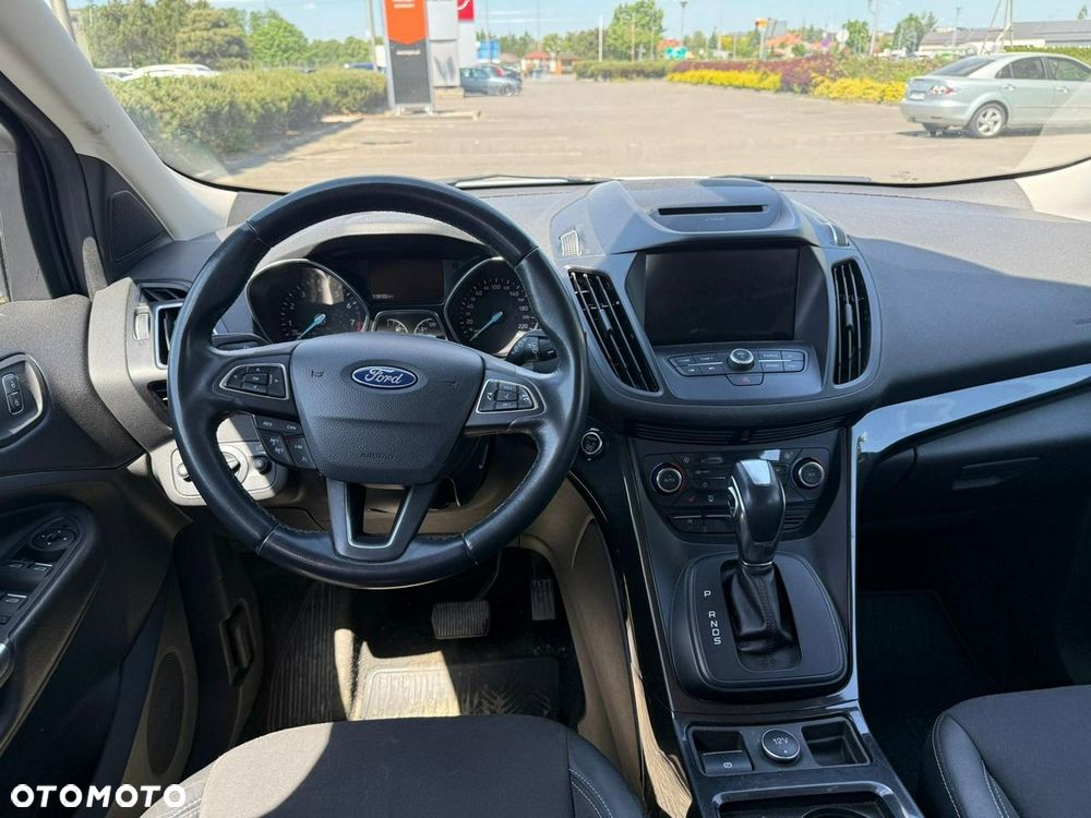 Ford Kuga - 20