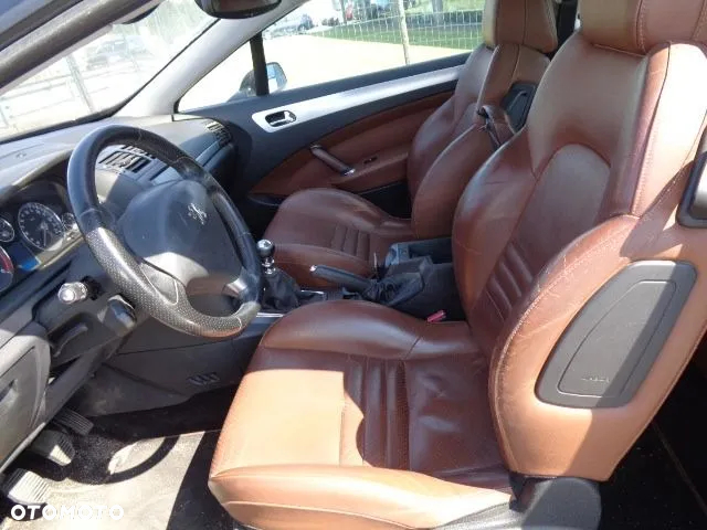 Peugeot 407 Coupe HDi FAP 135 Platinum - 8